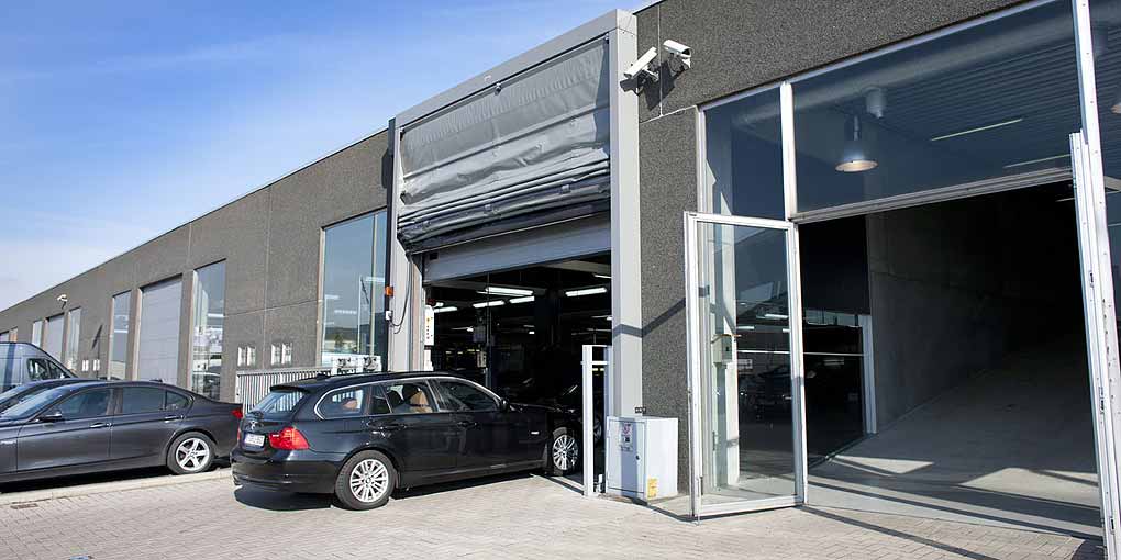 Portes rapides automatiques pour garage auto