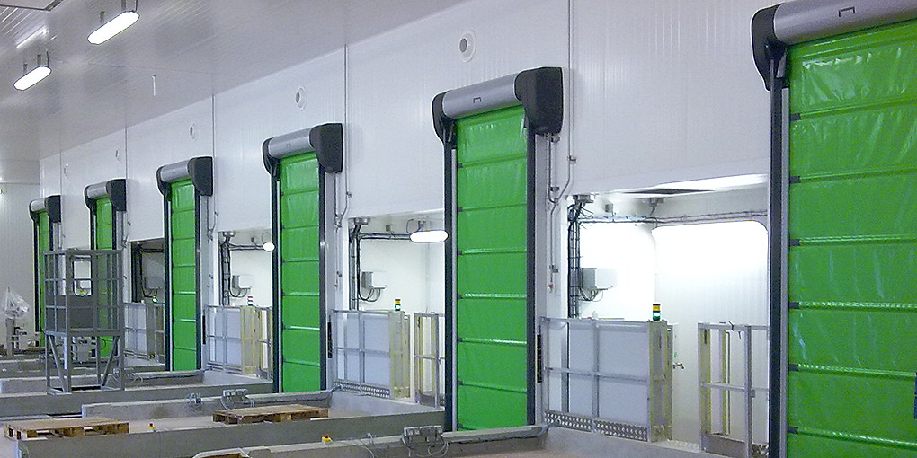 High-speed flexible freezer doors